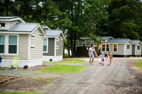 Lakefront Property Two Bedroom #36 at Long Cove Resort